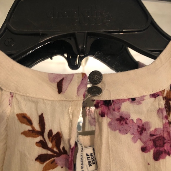 AEO Floral Rompers - Picture 4 of 4